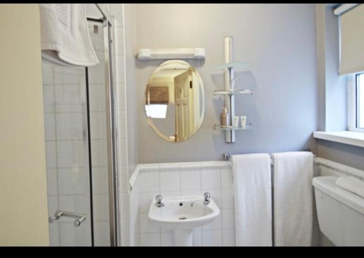 Bed and Breakfast Almara House Голуэй Экстерьер фото